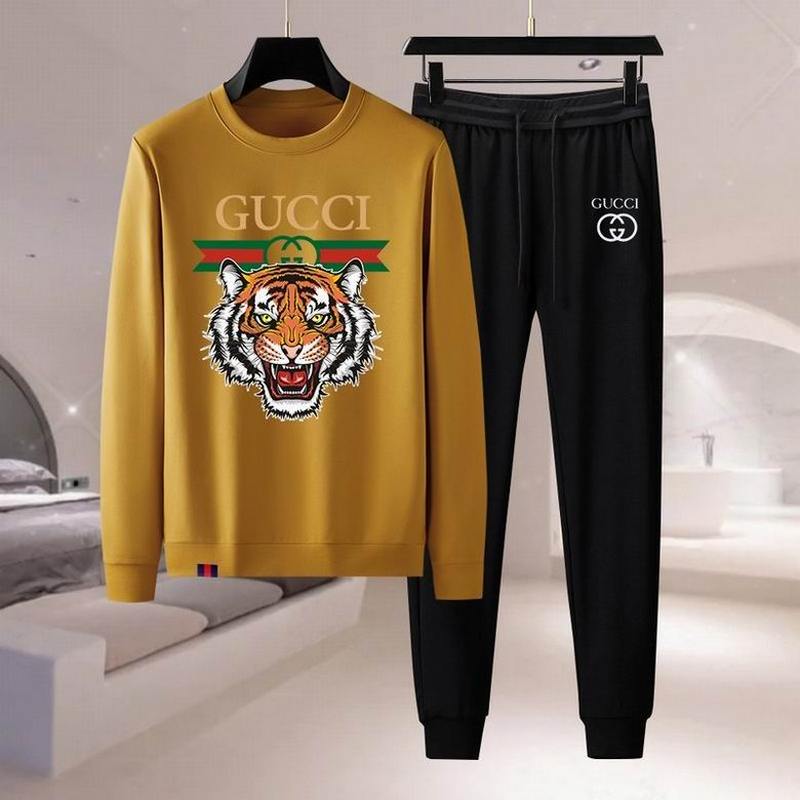 Gucci Men's Suits 202